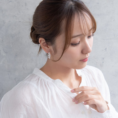 Classy ピアス ニッケルフリー メタル ミニ キュービックジルコニア パール バブル インナー チタンポスト C型 スタッドピアス