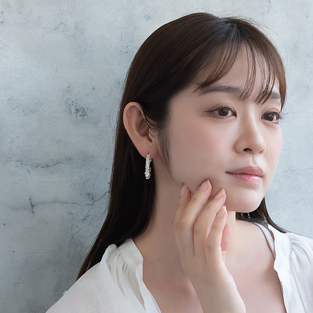 ピアス ニッケルフリー メタル ミニ ストーン トライアングル ビーズ ハーフ フープピアス