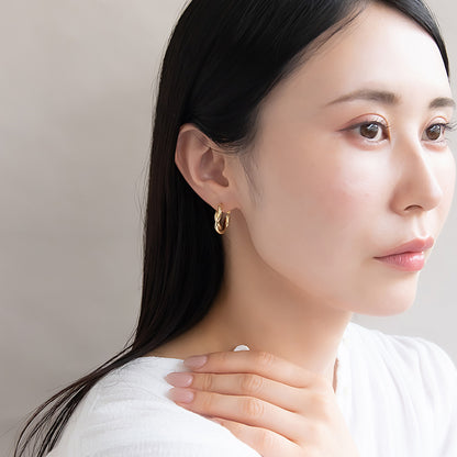 ピアス ニッケルフリー メタル ツイスト チタンポスト フープピアス