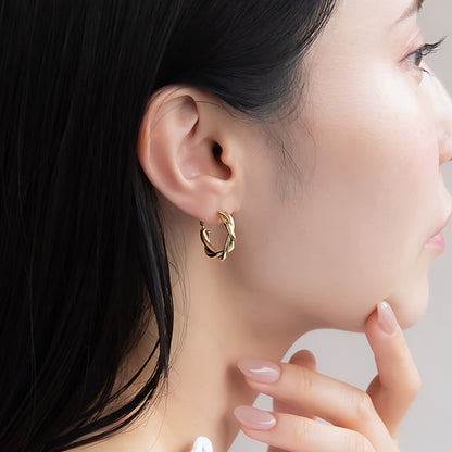 ピアス ニッケルフリー メタル ツイスト チタンポスト フープピアス