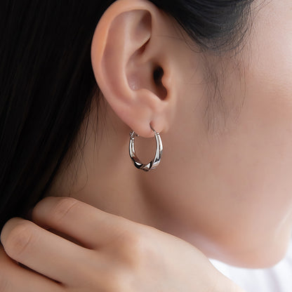 ピアス ニッケルフリー メタル ツイスト チタンポスト フープピアス