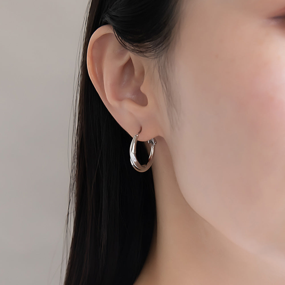 ピアス ニッケルフリー メタル ツイスト チタンポスト フープピアス