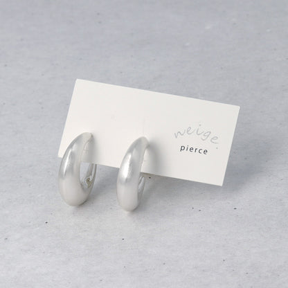 ピアス ニッケルフリー neige. メタル カーブ サイド クレッセントムーン C型 スタッドピアス