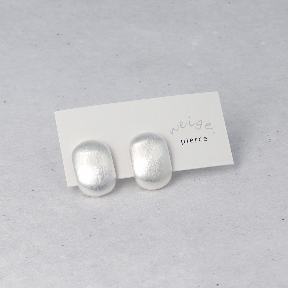 ピアス ニッケルフリー neige. メタル プレート オーバル フラット スタッドピアス