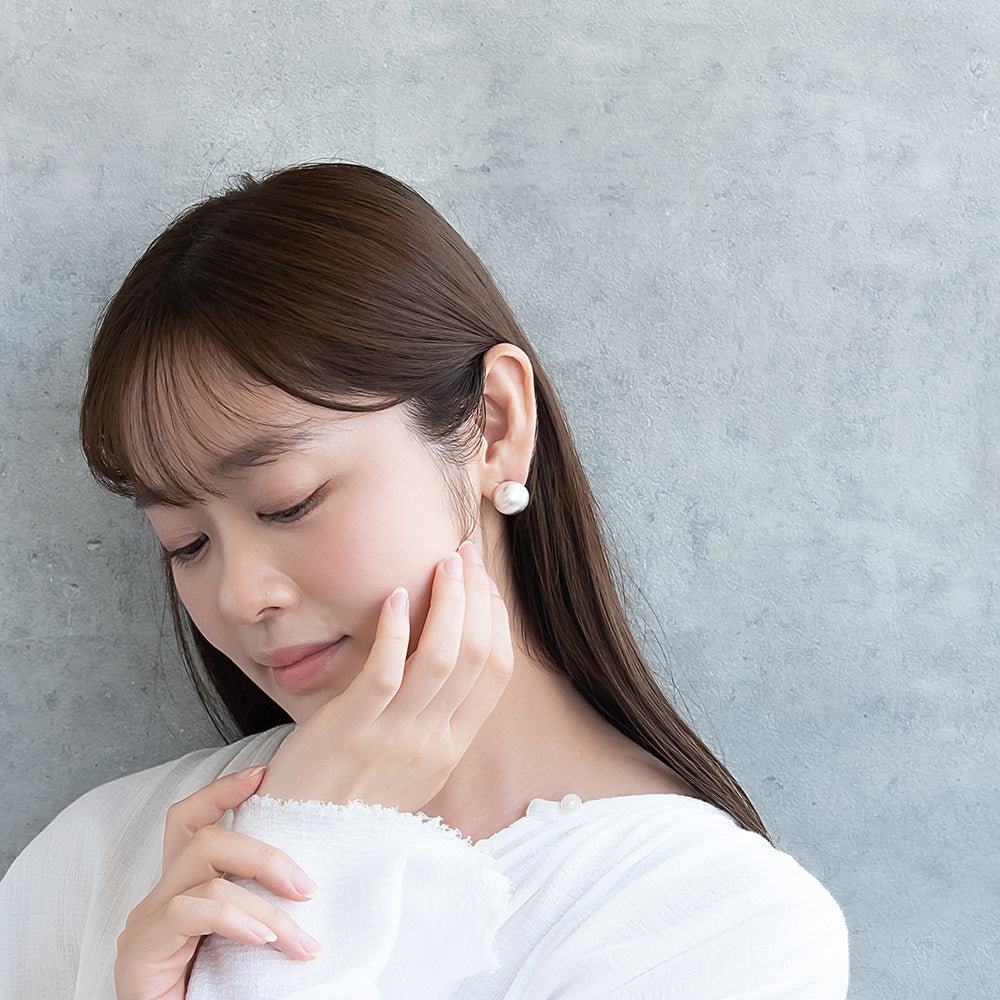 ピアス ニッケルフリー neige. メタル プレート サークル スタッドピアス