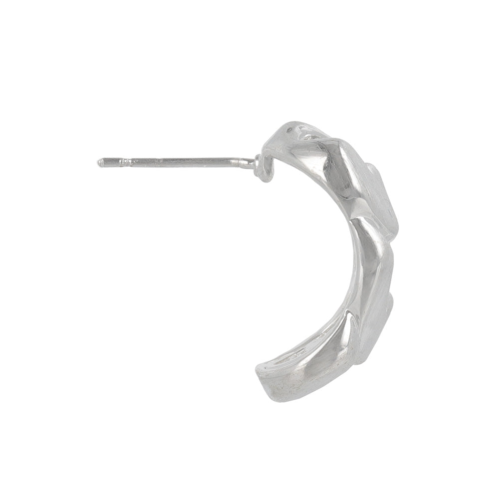 ピアス ニッケルフリー neige. メタル キヘイチェーン カーブ スタッドピアス