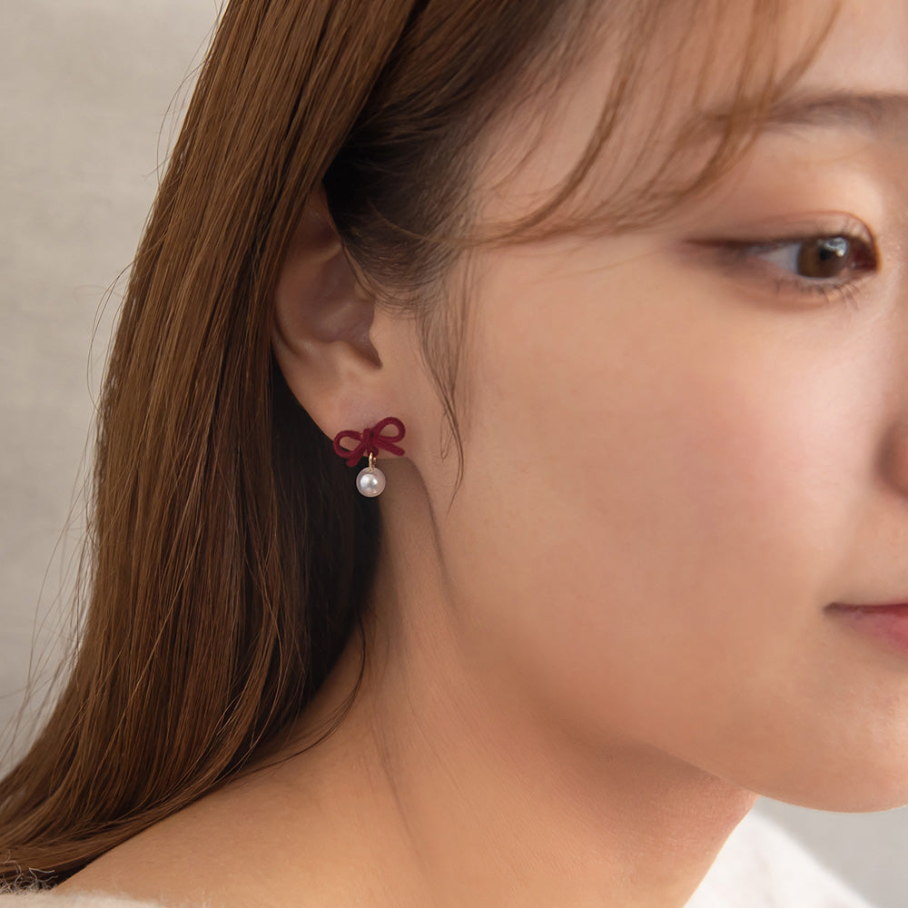 ピアス ニッケルフリー メタル フロッキー カラー リボン パール チタンポスト スタッドピアス