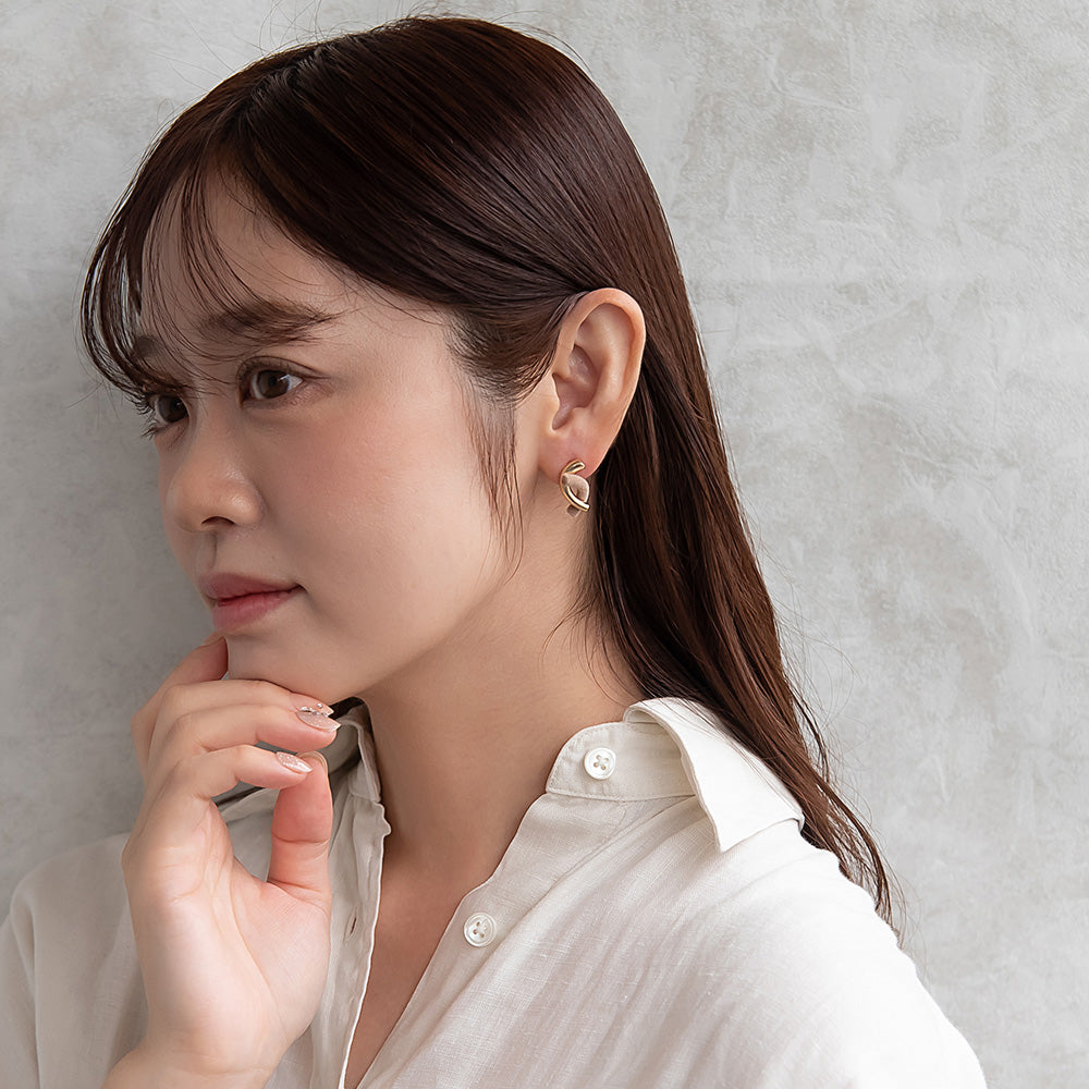 ピアス ニッケルフリー メタル フロッキー カラー カーブ ライン クロス チタンポスト スタッドピアス