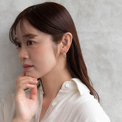 ピアス ニッケルフリー メタル フロッキー カラー カーブ ライン クロス チタンポスト スタッドピアス