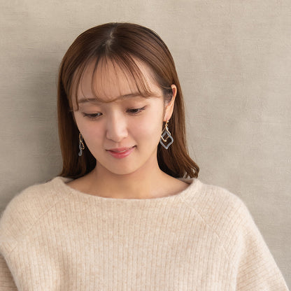 ピアス ニッケルフリー メタル フロッキー カラー ツイスト ロンバス チタンポスト スタッドピアス