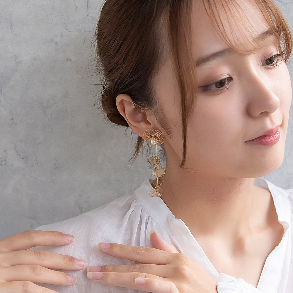 ピアス ニッケルフリー フラワー パール ステンレスポスト スタッドピアス