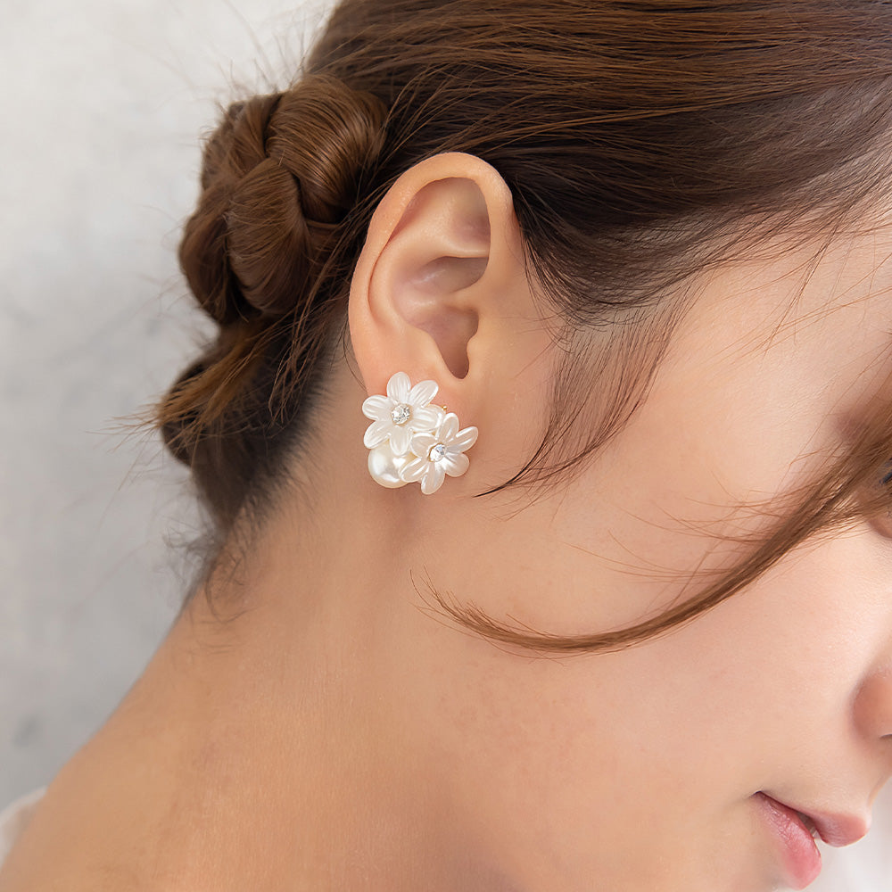 Classy ピアス ニッケルフリー フラワー パール スタッドピアス