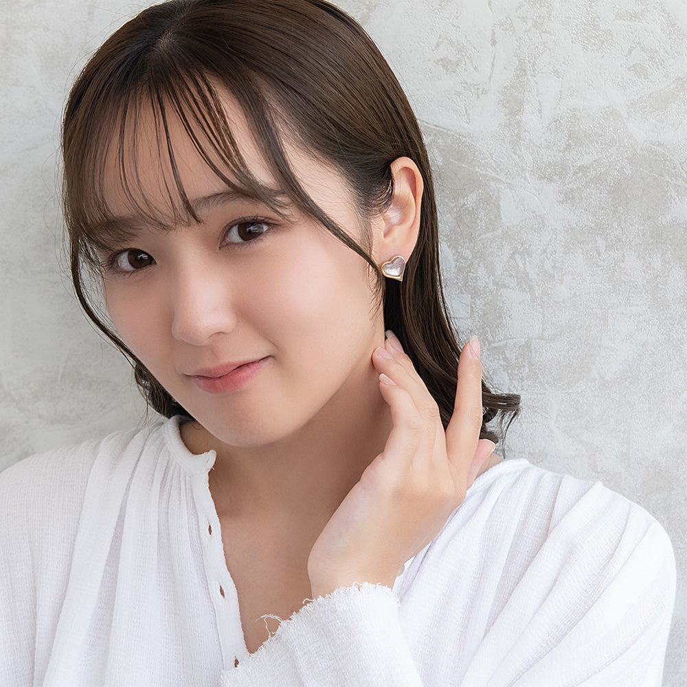 ピアス ニッケルフリー メタルフレーム ラメ くすみカラー ハート チタンポスト スタッドピアス