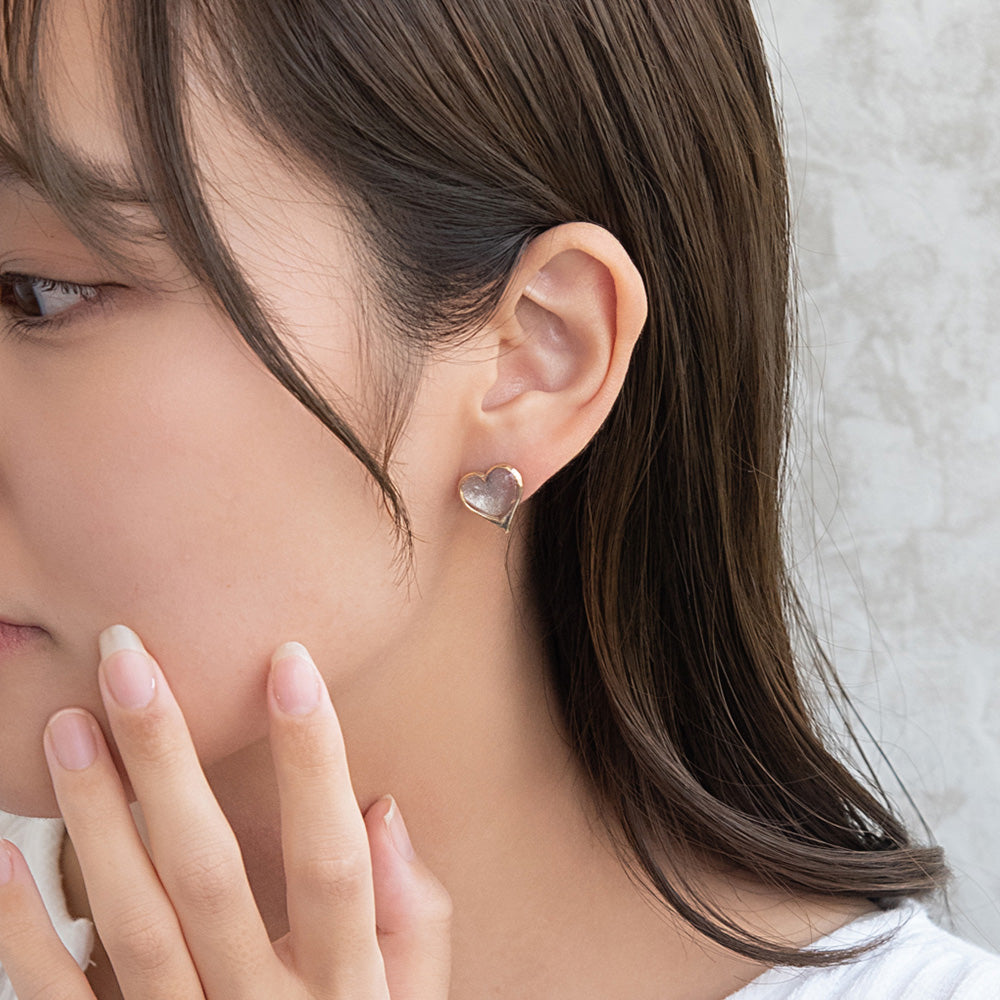 ピアス ニッケルフリー メタルフレーム ラメ くすみカラー ハート チタンポスト スタッドピアス