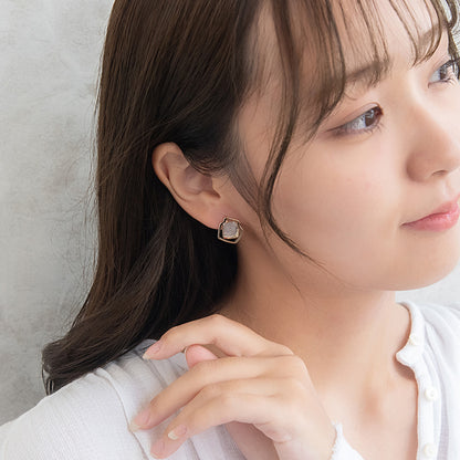 ピアス ニッケルフリー メタルフレーム ラメ くすみカラー チタンポスト スタッドピアス