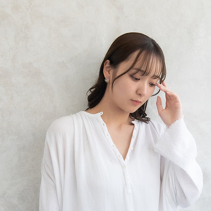 ピアス ニッケルフリー メタルフレーム ラメ くすみカラー チタンポスト スタッドピアス