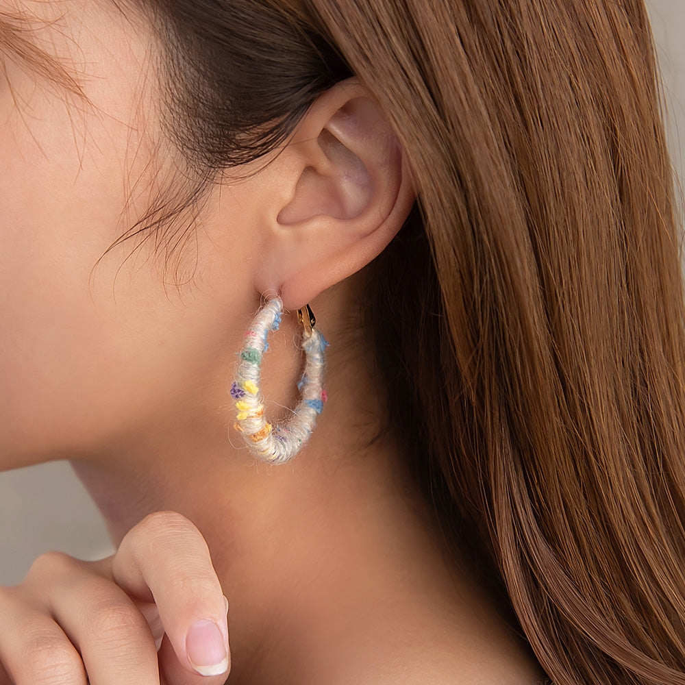 ピアス  ニッケルフリー 毛糸 フープピアス