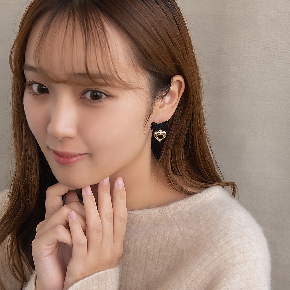 ピアス ニッケルフリー リボン ハート ベロア ステンレスポスト