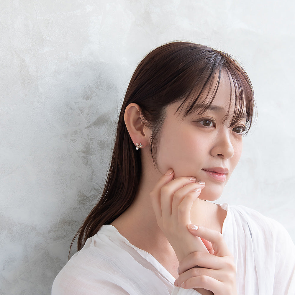 ピアス ニッケルフリー バタフライ フラワー パール チタンポスト スタッドピアス