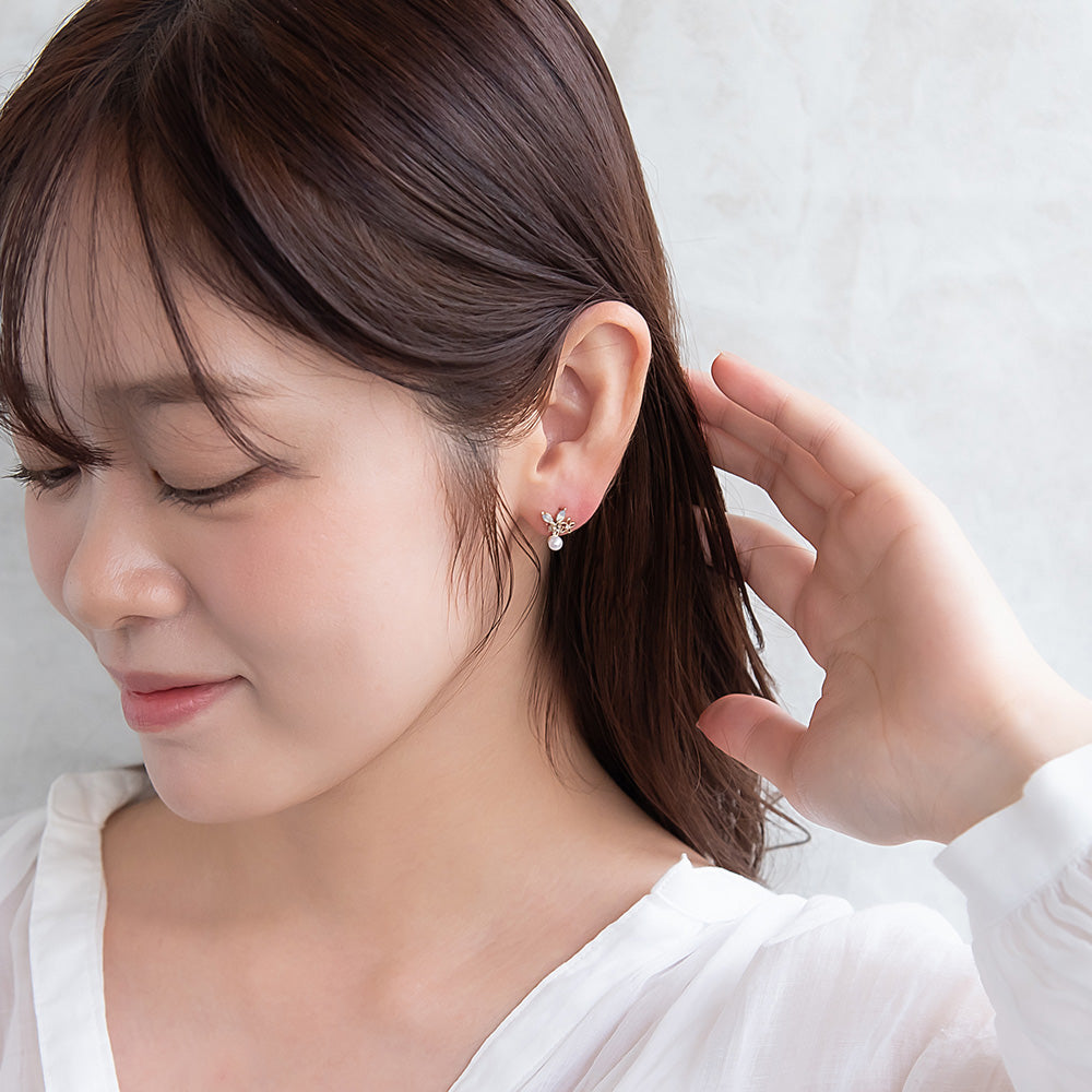 ピアス ニッケルフリー バタフライ フラワー パール チタンポスト スタッドピアス