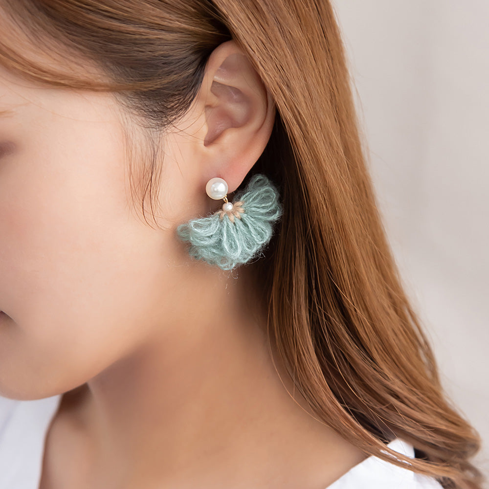 ピアス 毛糸 パール ステンレスポスト スタッドピアス