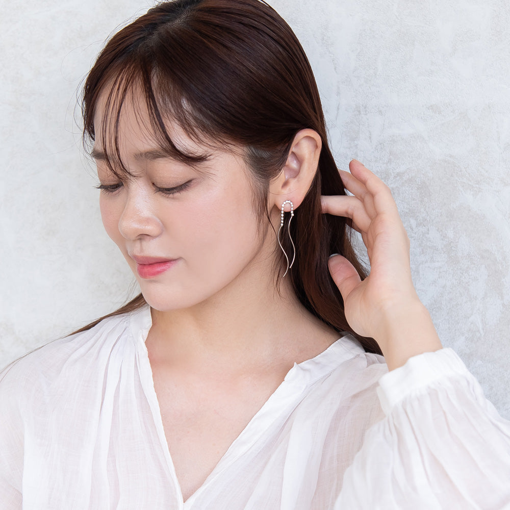 ピアス ニッケルフリー メタル ダブル ウェーブライン ストーン スタッドピアス