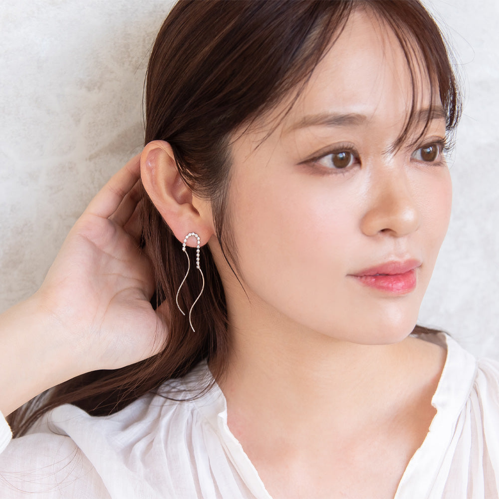 ピアス ニッケルフリー メタル ダブル ウェーブライン ストーン スタッドピアス