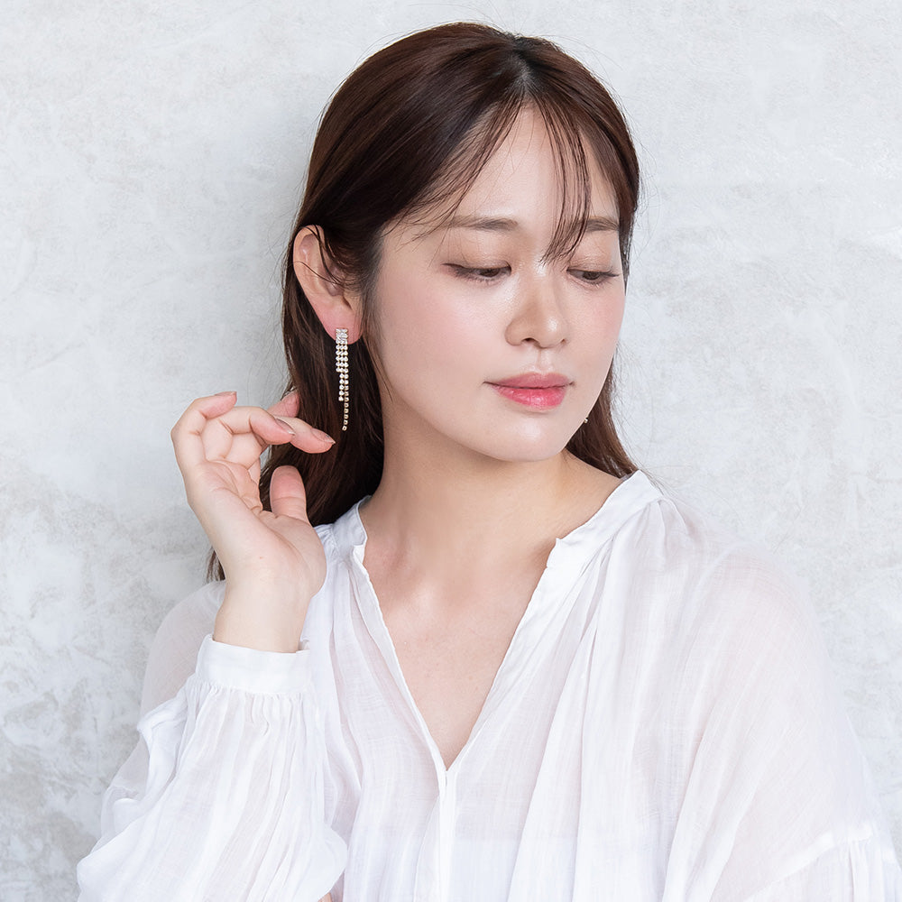 ピアス ニッケルフリー レクタングル ライン ストーン スタッドピアス