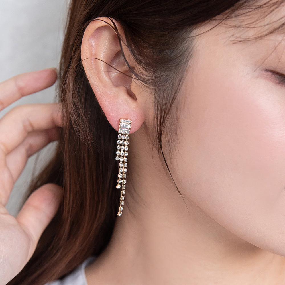 ピアス ニッケルフリー レクタングル ライン ストーン スタッドピアス