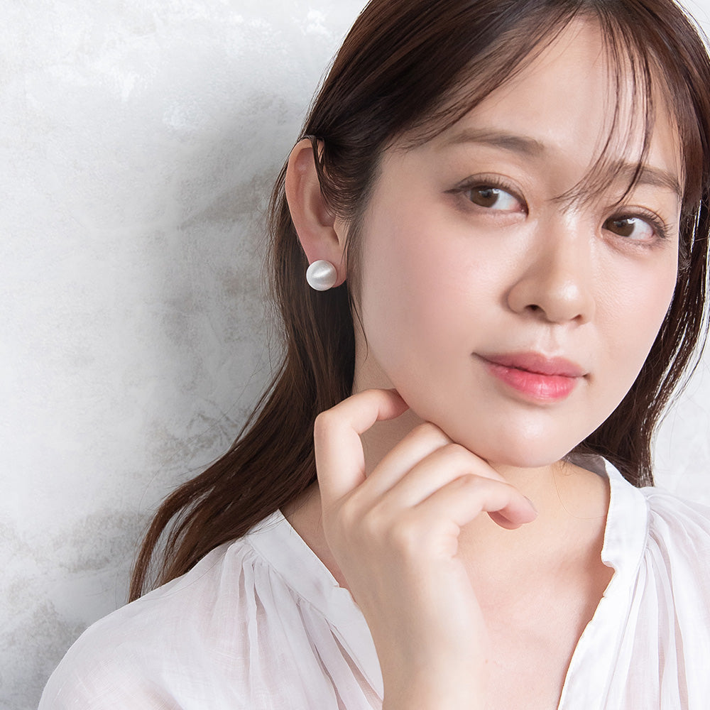 ピアス  ニッケルフリー neige. スフィア スタッドピアス