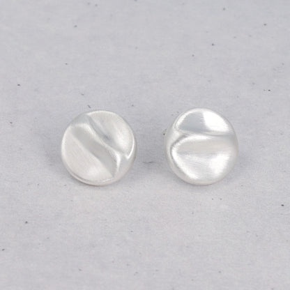 ピアス  ニッケルフリー neige. サークル 凸凹 スタッドピアス