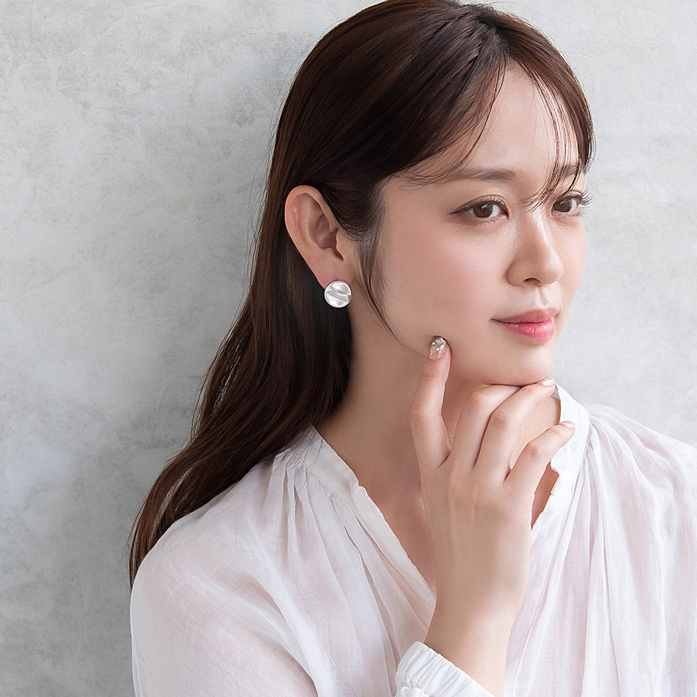 ピアス  ニッケルフリー neige. サークル 凸凹 スタッドピアス