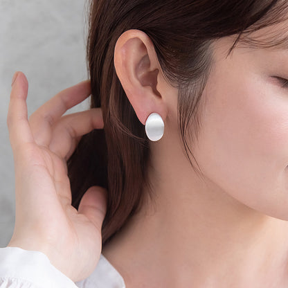 ピアス  ニッケルフリー neige. オーバル スタッドピアス