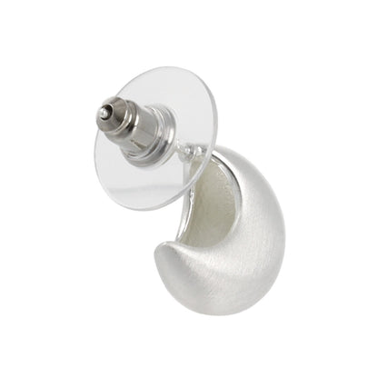 ピアス  ニッケルフリー neige. サイド クレッセントムーン スタッドピアス