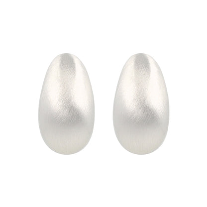 ピアス  ニッケルフリー neige. サイド クレッセントムーン スタッドピアス