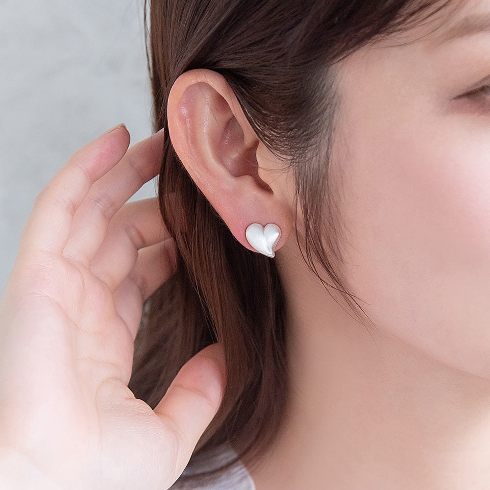 ピアス  ニッケルフリー neige. ハート スタッドピアス