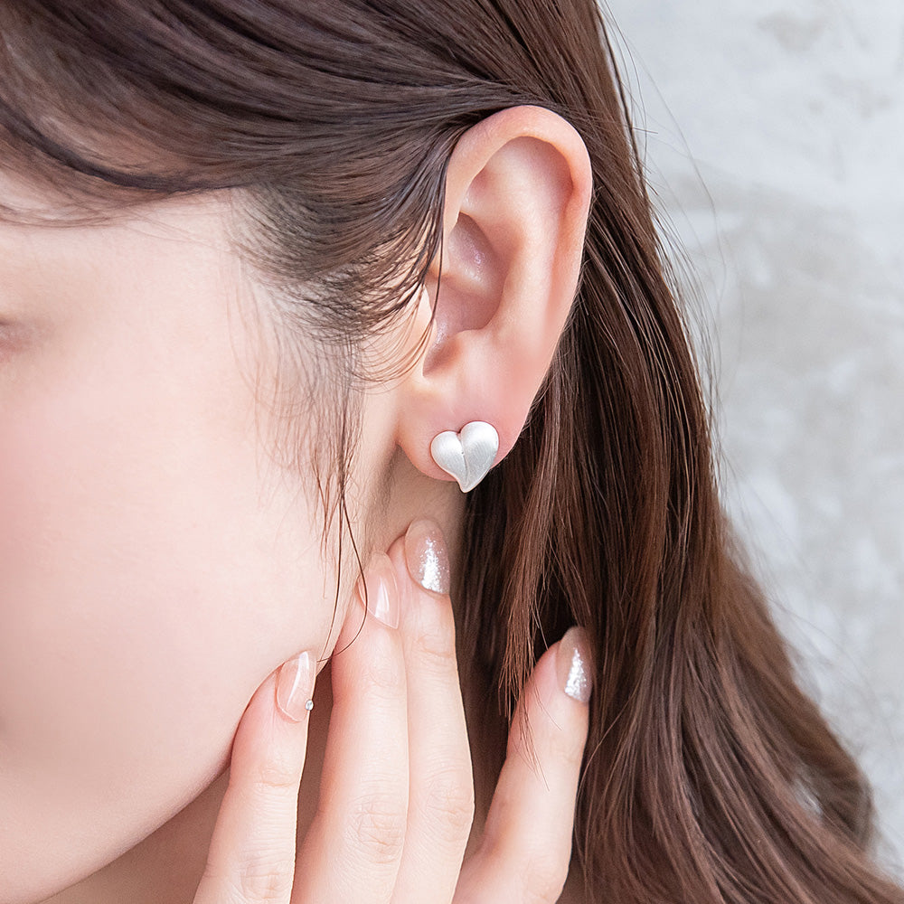 ピアス  ニッケルフリー neige. ハート スタッドピアス
