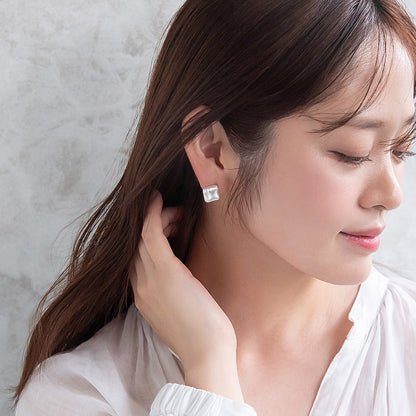 ピアス  ニッケルフリー neige. スクエア 凸凹 スタッドピアス