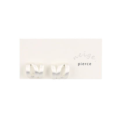 ピアス  ニッケルフリー neige. トリプル カーブライン スタッドピアス
