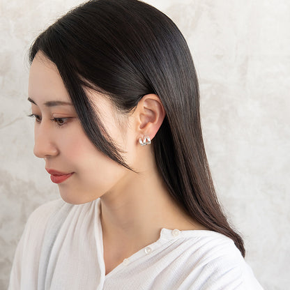 ピアス  ニッケルフリー neige. トリプル カーブライン スタッドピアス