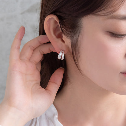 ピアス  ニッケルフリー neige. ダブル カーブライン スタッドピアス