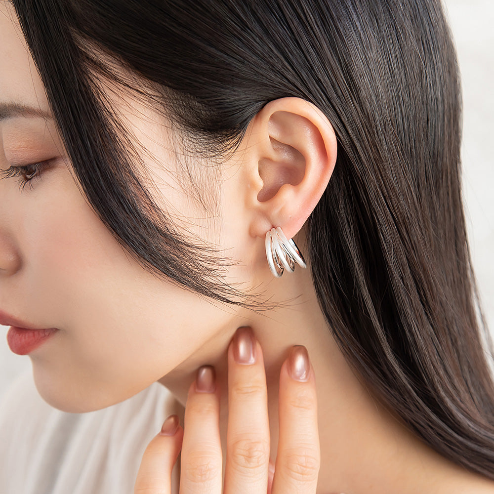 ピアス  ニッケルフリー neige. ダブル ライン スタッドピアス