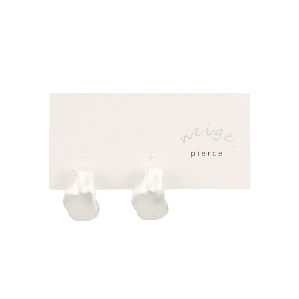 ピアス  ニッケルフリー neige. 凸凹 カーブ スタッドピアス