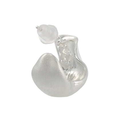 ピアス  ニッケルフリー neige. 凸凹 カーブ スタッドピアス