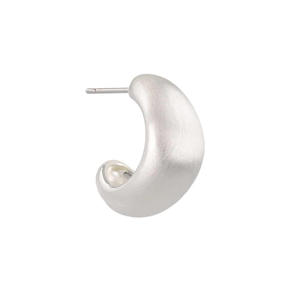 ピアス  ニッケルフリー neige. カーブ C型 スタッドピアス