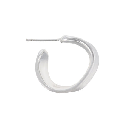 ピアス  ニッケルフリー neige. ワイドプレート カーブ スタッドピアス