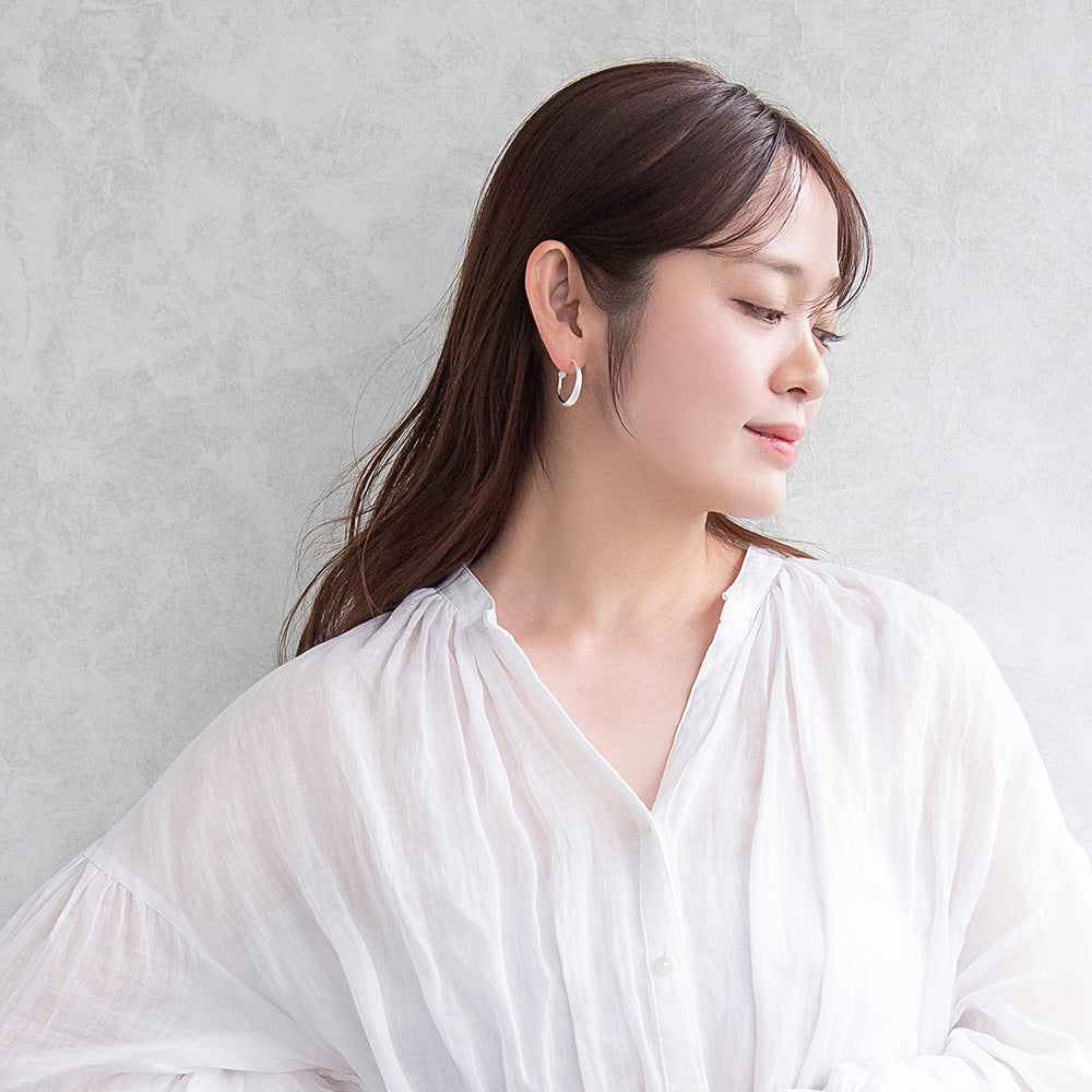 ピアス  ニッケルフリー neige. スリム 24mm フープピアス