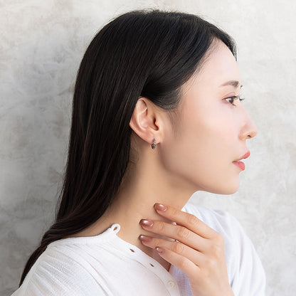 ピアス Awesome 透かし 模様 ステンレス ワンタッチ キャッチレス フープピアス