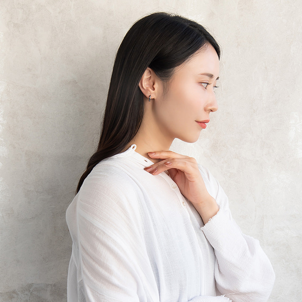 ピアス Awesome 透かし 模様 ステンレス ワンタッチ キャッチレス フープピアス