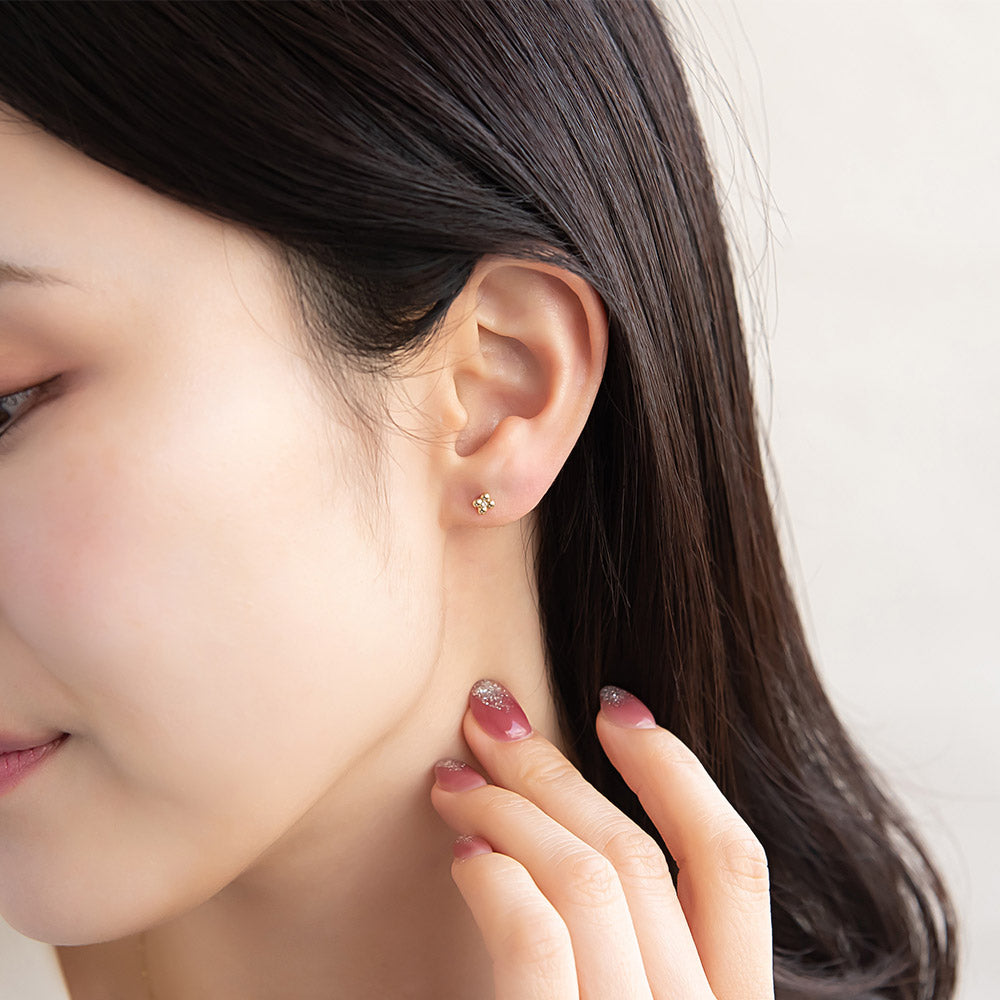 ピアス tiny. ニッケルフリー メタル フラワー 花 ストーン 小粒 スタッドピアス